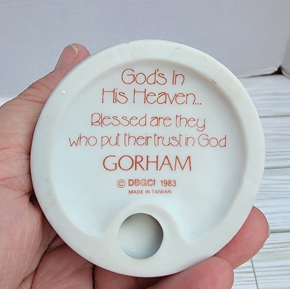 1983 Gorham Gods In His Heaven Girl Praying With Cat/Kitten Figurine Ceramic - Picture 6 of 12